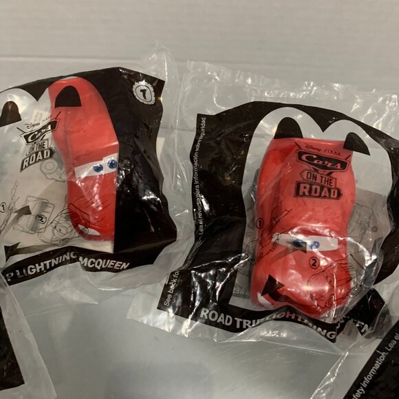 McDonalds Cars on the Road Lot One Tow Mater Three Lightening McQueen - Picture 4 of 4